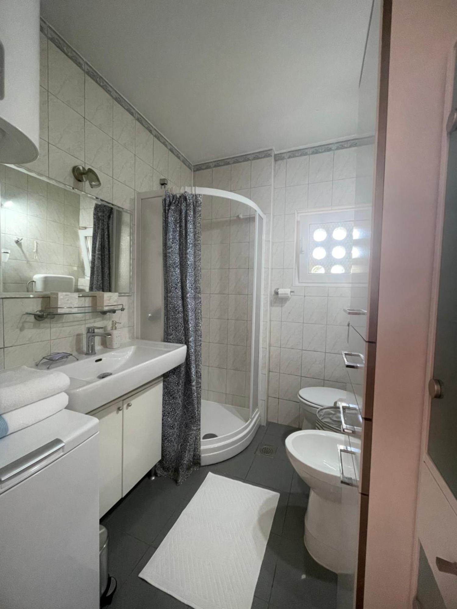 Dinka Old Town Apartment With Sea View Trogir Eksteriør billede